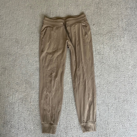 Lululemon Ready to rulu joggers - Picture 2 of 6